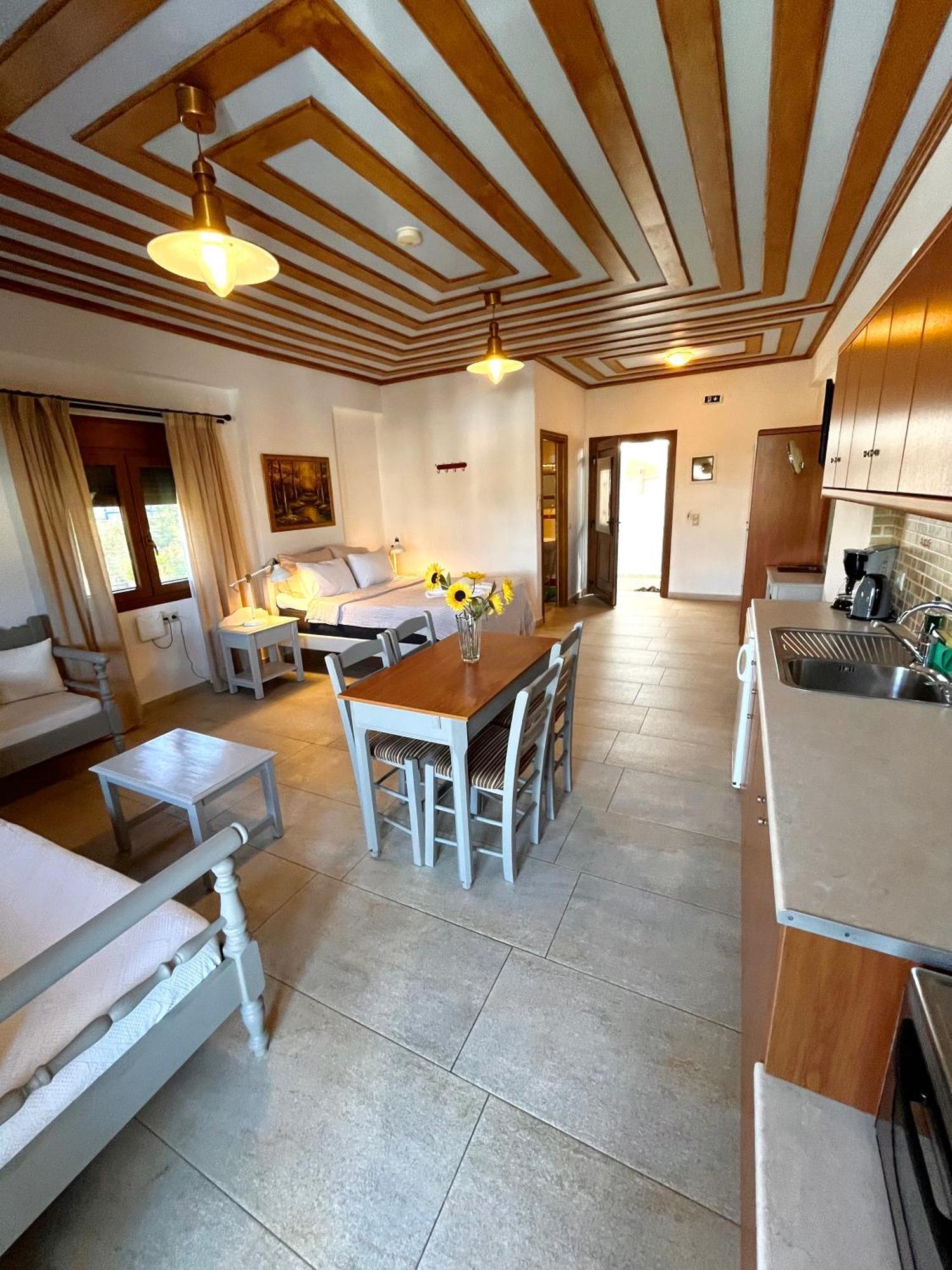 Pantheon Apartments & Studios Marathókampos Buitenkant foto
